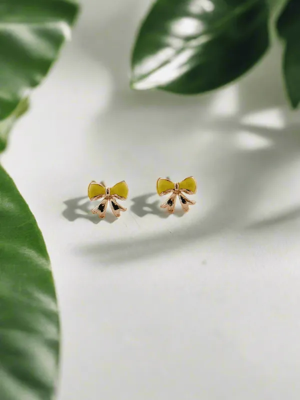 Delicate_Enamelled_Mini_Bow_Studs