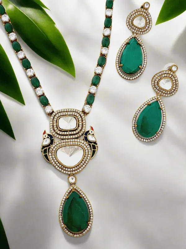 Regal_Polki_And_Emerald_Necklace_Set_Statement_Elegance