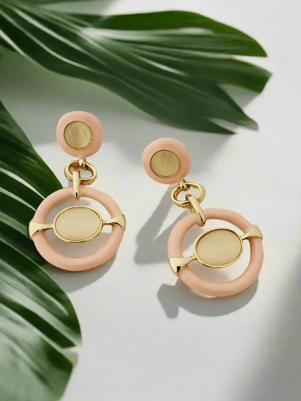 Gold_Geometric_Drop_Earrings