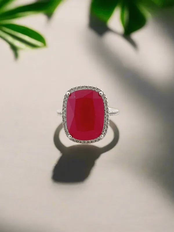 Gemstone_Halo_Ring