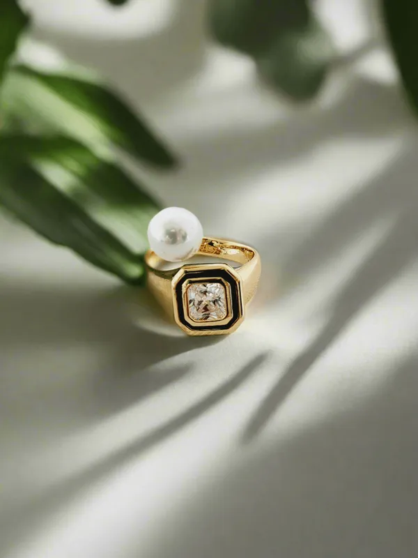Geometric_Crystal_Pearl_Open_Ring