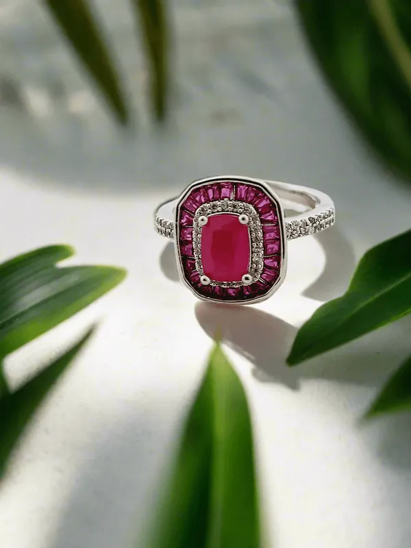 Exquisite_Great_Gatsby_Inspired_Ruby_Cocktail_Ring