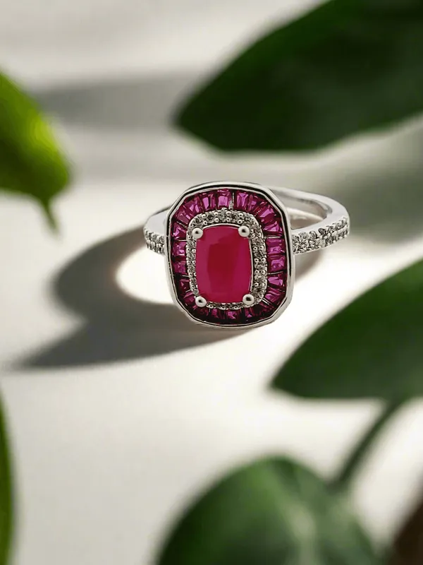 Exquisite_Great_Gatsby_Inspired_Ruby_Cocktail_Ring