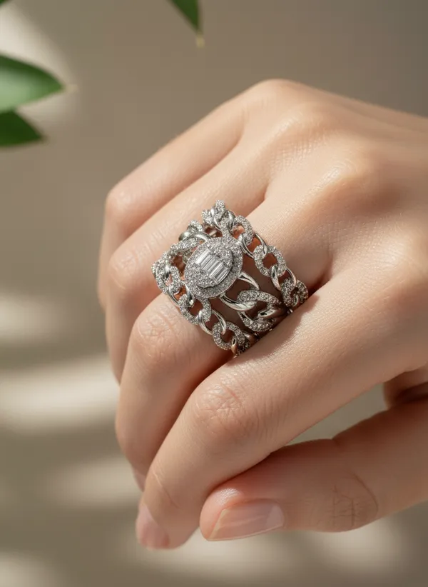 Modern_Statement_Ring_With_Interlocking_Chain_And_Diamond_Accents