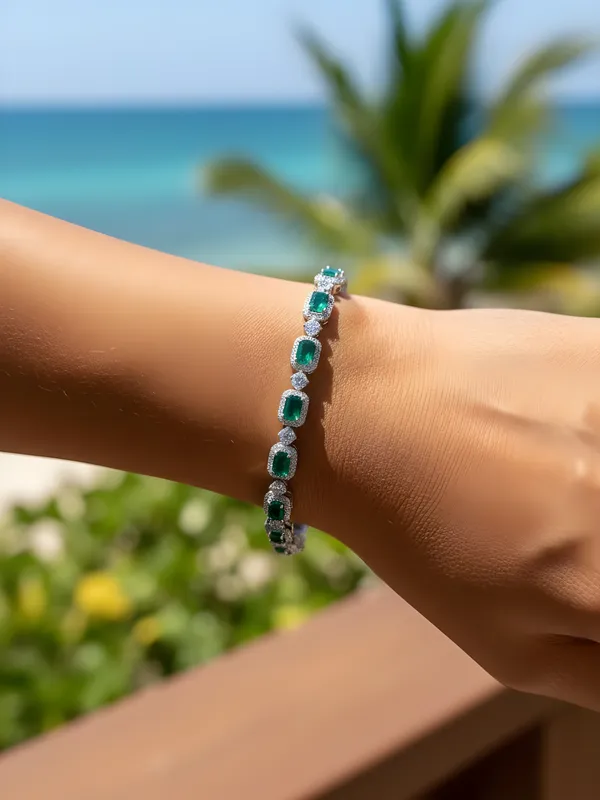 Emerald_Crystal_Halo_Link_Bracelet