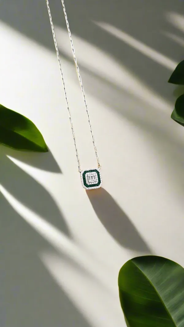 Timeless_Grace_Pendant_Necklace