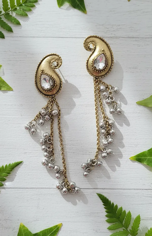 Antique_Gold_Paisley_Mixed_Metal_Ghungroo_Chain_Earrings