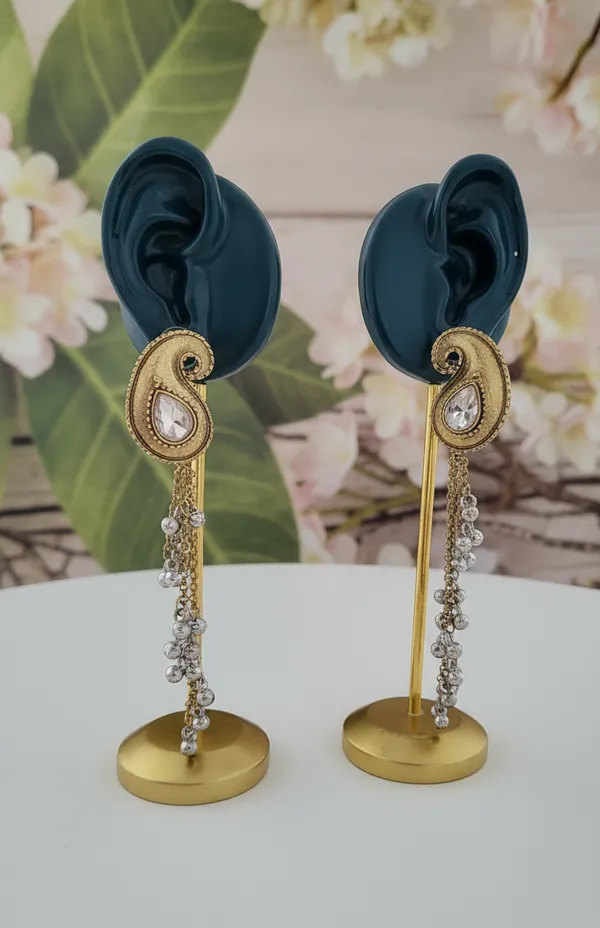 Antique_Gold_Paisley_Mixed_Metal_Ghungroo_Chain_Earrings