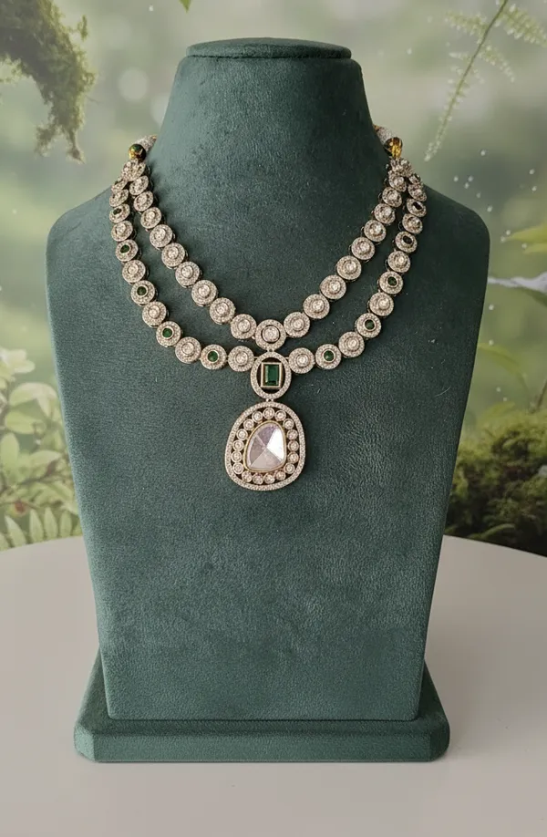 Opulent_Layered_Polki_Style_Necklace_Set