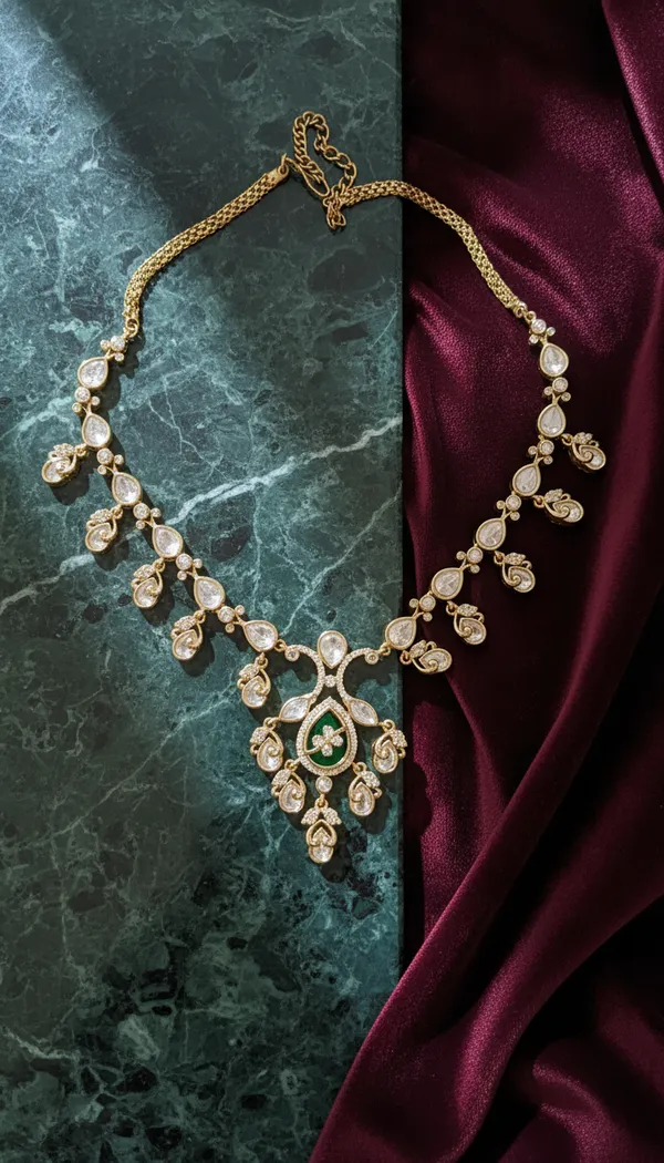 The_Graceful_Kundan_Drop_Necklace_Set