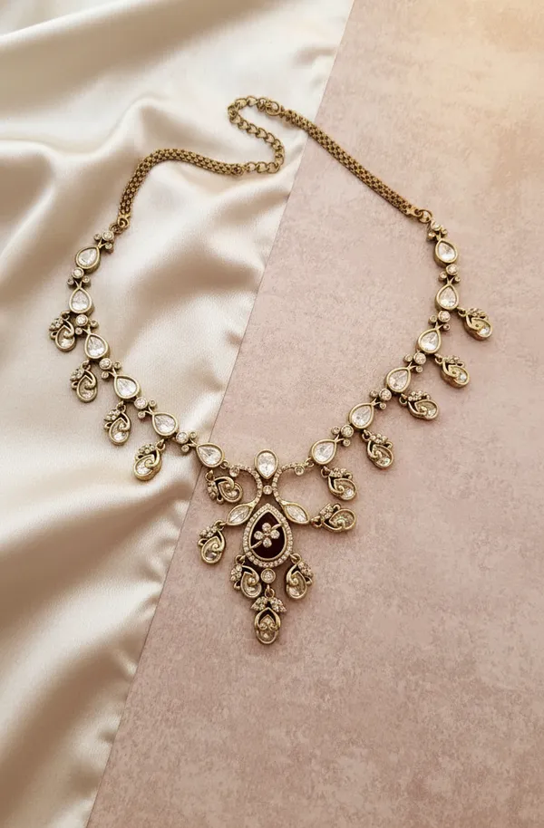 The_Grand_Victorian_Chandelier_Set