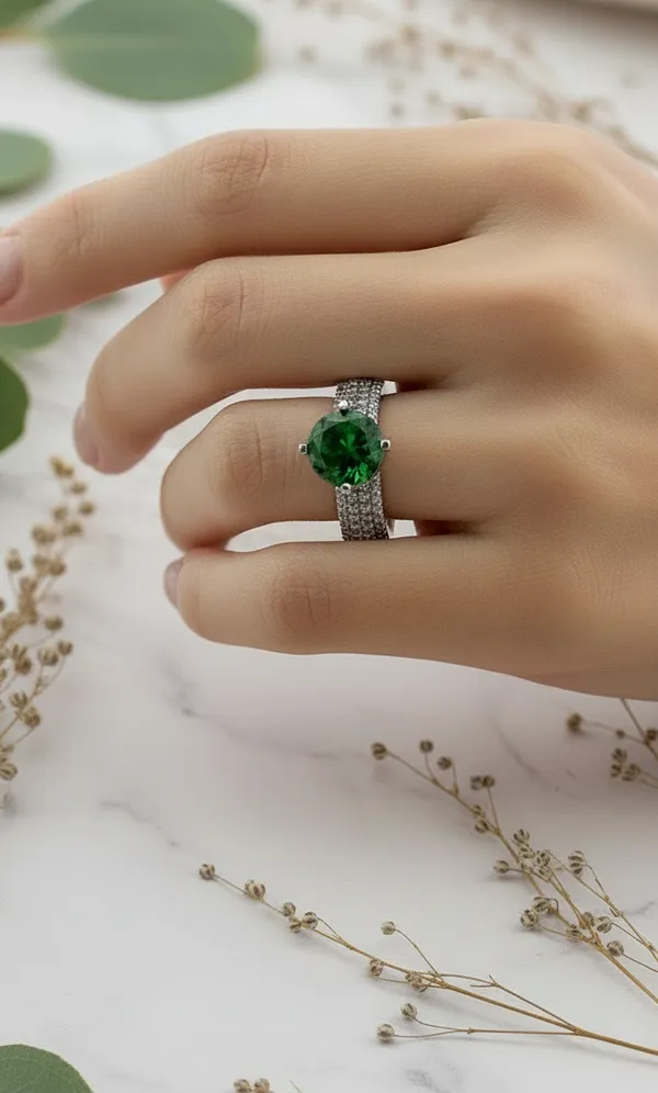 Emerald_Isle_Sparkle_Ring