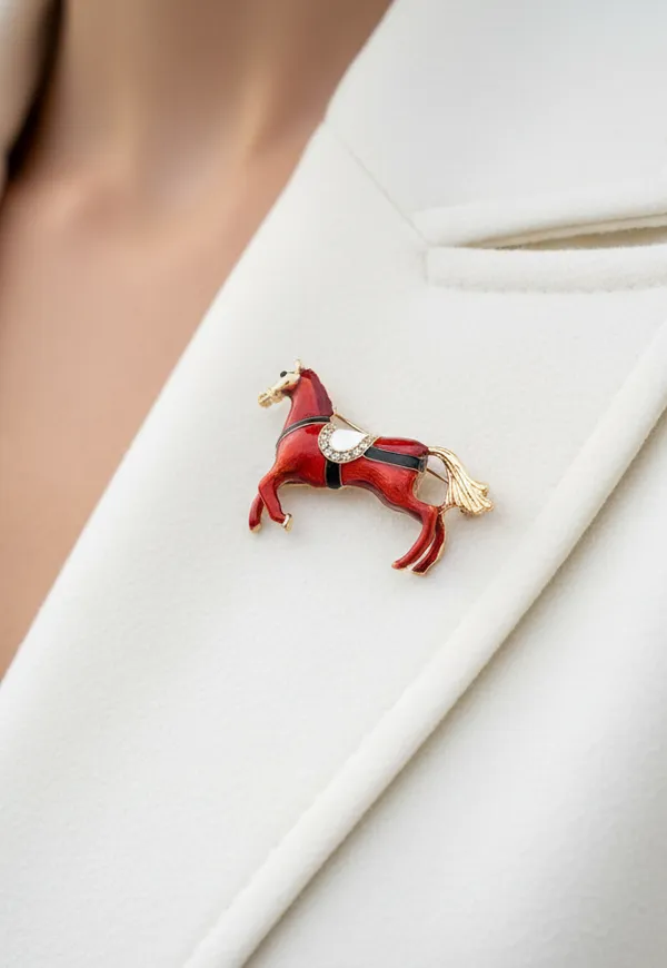 Gold_Tone_Equestrian_Brooch_With_Crystal_Saddle_brooch