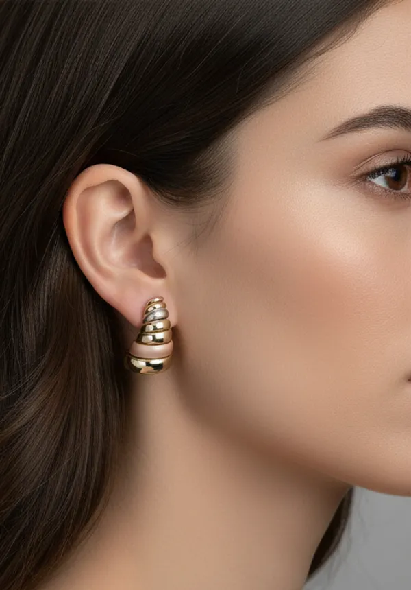 Tri_-_Tone_Ribbed_Shell_Earrings