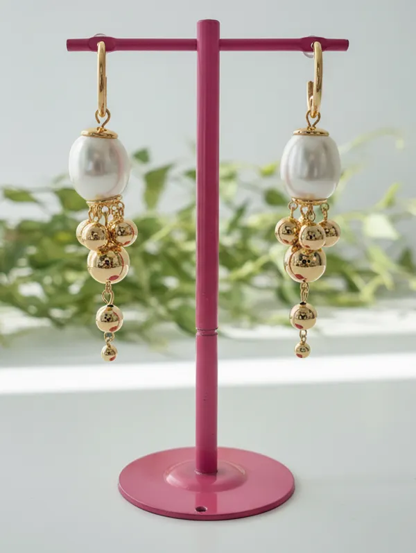Luminous_Pearl_Gold_Orb_Drop_Earrings