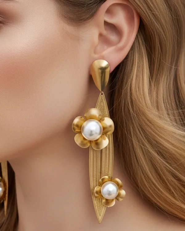 Gold_Leaf_And_Floral_Pearl_Drop_Earrings