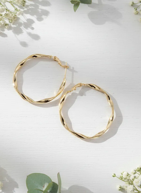 Sculptural_Twisted_Gold_Hoops