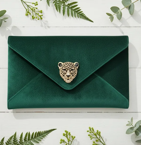 The_Midnight_Prowler_Brooch