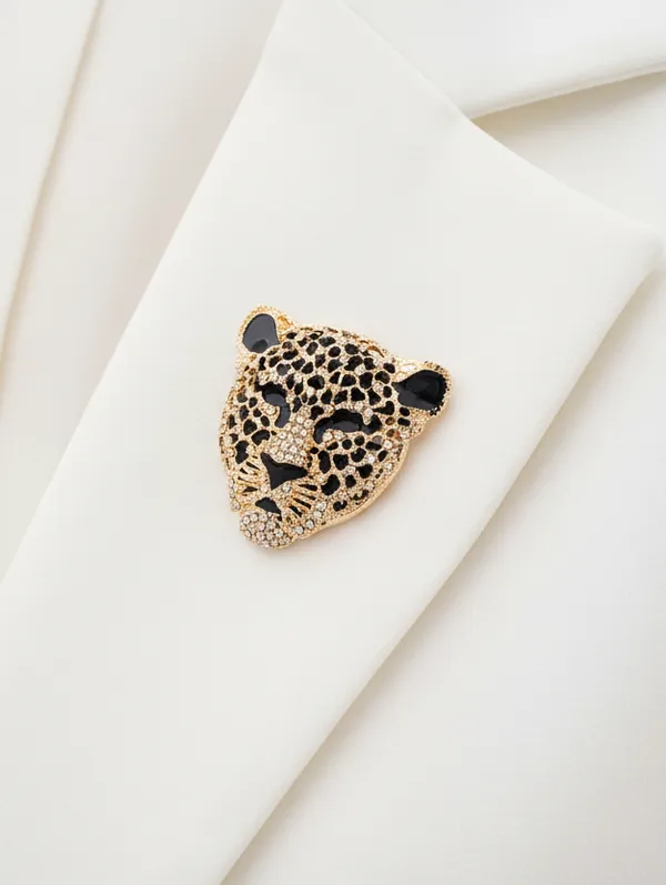The_Midnight_Prowler_Brooch