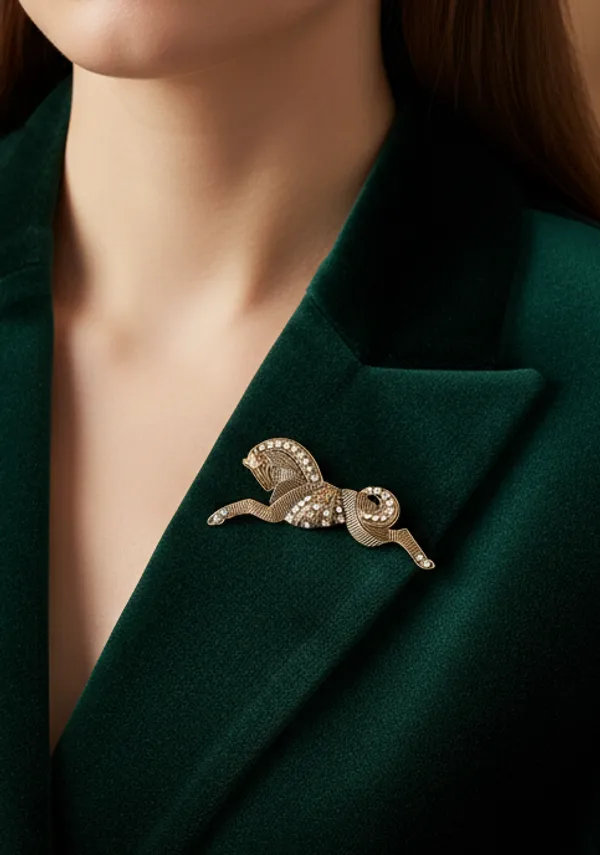 The_Golden_Stallion_Brooch