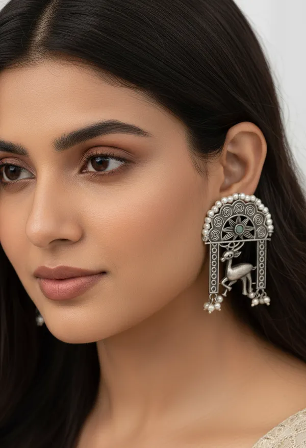 Oxidized_Deer_Archway_Earrings_With_Pearls