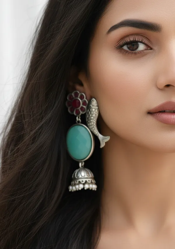 Oxidized_Fish_motif_earrings