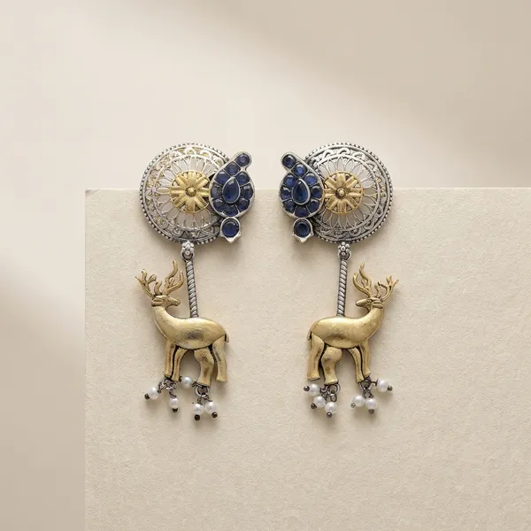 Stylish_Deer_Motif_Earrings