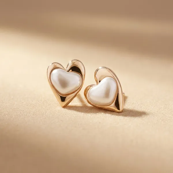 Textured_Edge_Pearl_Stud_Earrings