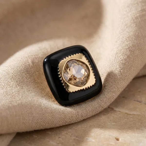 Black_Enamel_Studs