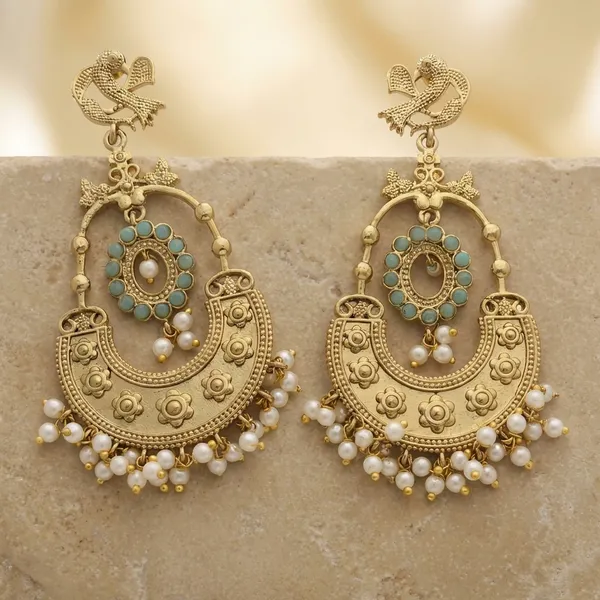 Gold_Toned_Chandbali_Earrings