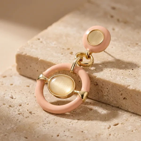 Gold_Geometric_Drop_Earrings