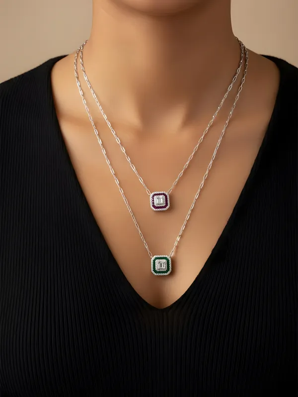 Timeless_Grace_Pendant_Necklace
