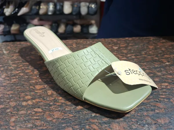 Mint_Green_Woven_Strap_Slide_Sandals_for_Women