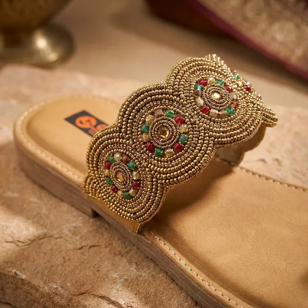 Golden_Kolhapuri_Chappal_with_Embellished_Strap