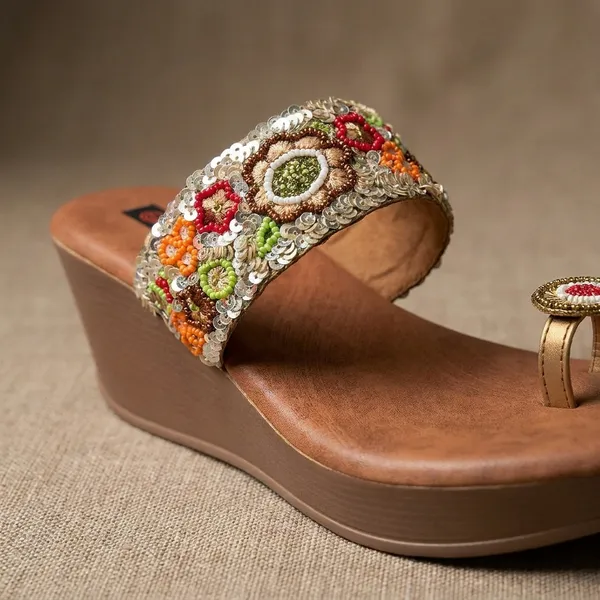 Embellished_Wedge_Sandal_with_Floral_Design