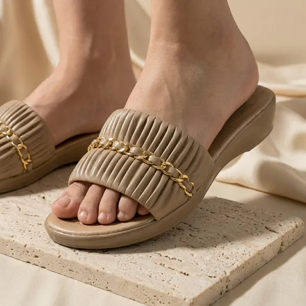 Women's_Casual_Striped_Flat_Sandals_with_Gold-Tone_Chain_Detail
