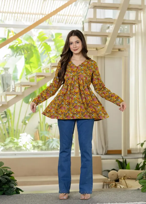 Mustard_Yellow_Floral_Print_Long_Sleeve_Flared_Top