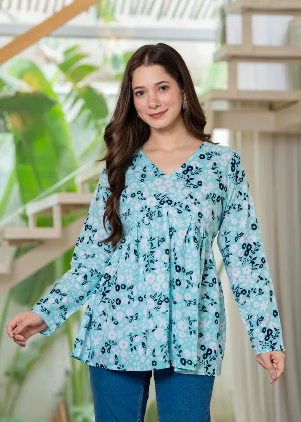 Light_Blue_Floral_Print_Long_Sleeve_Top
