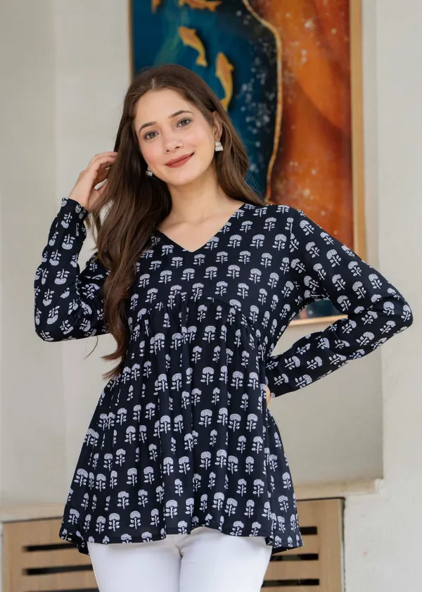 Black_Printed_Full_Sleeve_V_Neck_Cotton_Top_For_Women