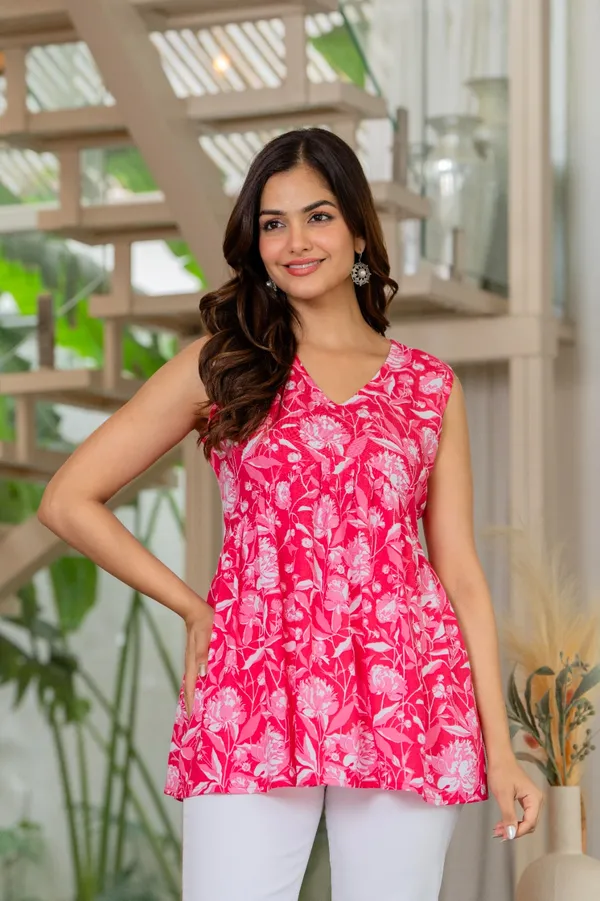 Pink_Floral_Printed_Sleeveless_Tunic_Top_For_Women