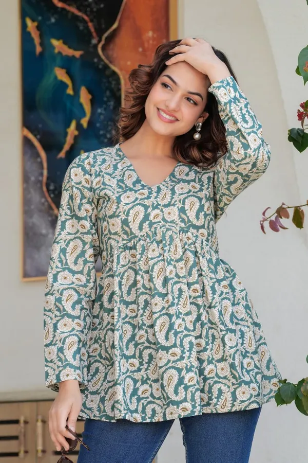 Green_Paisley_Print_Cotton_Short_Kurti_For_Women