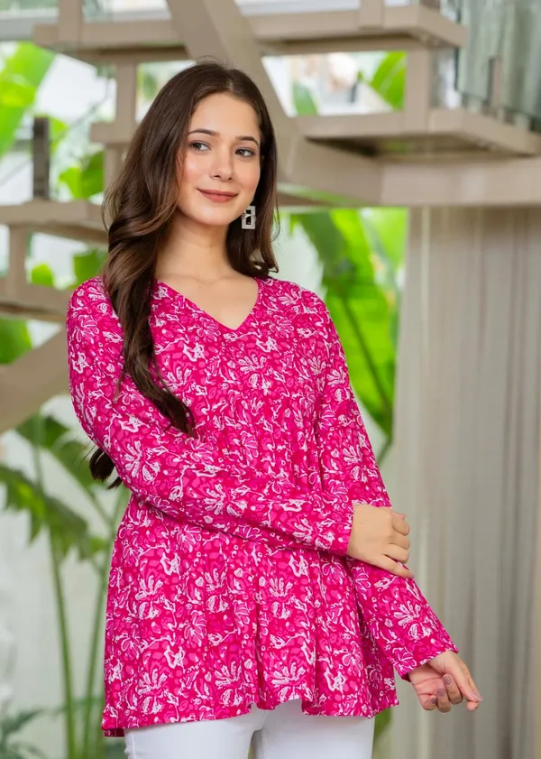 Womens_Pink_Floral_Print_Gathered_Tunic_Top