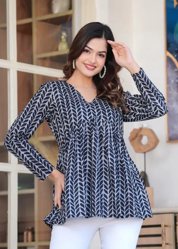 Navy_Blue_Chevron_Printed_Long_Sleeve_Tunic_Top_For_Women