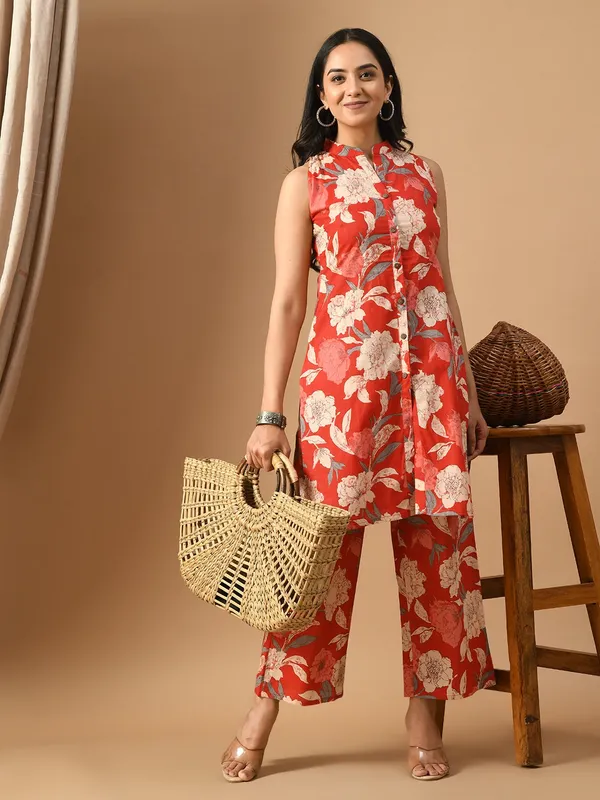 Red_Floral_Printed_Sleeveless_Kurta_And_Palazzo_Pants_Co_Ord_Set