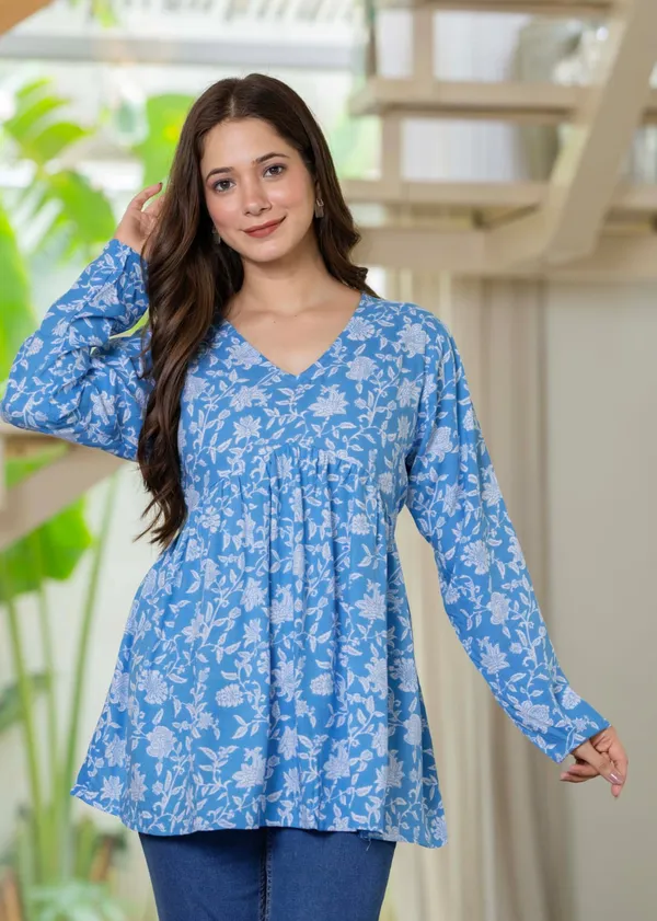 Womens_Blue_Floral_Printed_V_Neck_Tunic_Top_With_Long_Sleeves