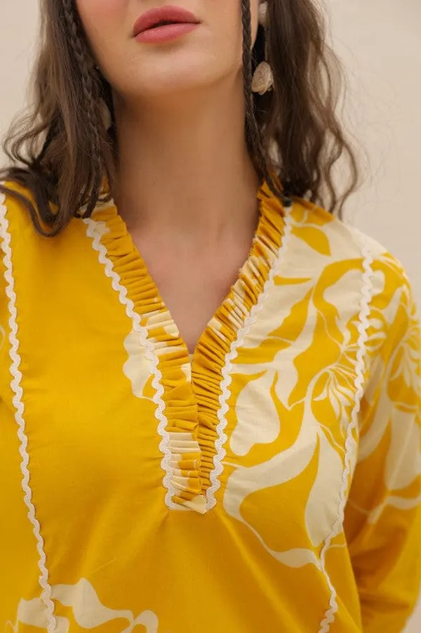 Yellow_Floral_Printed_Ethnic_Kurta_Set_With_Ruffle_Details