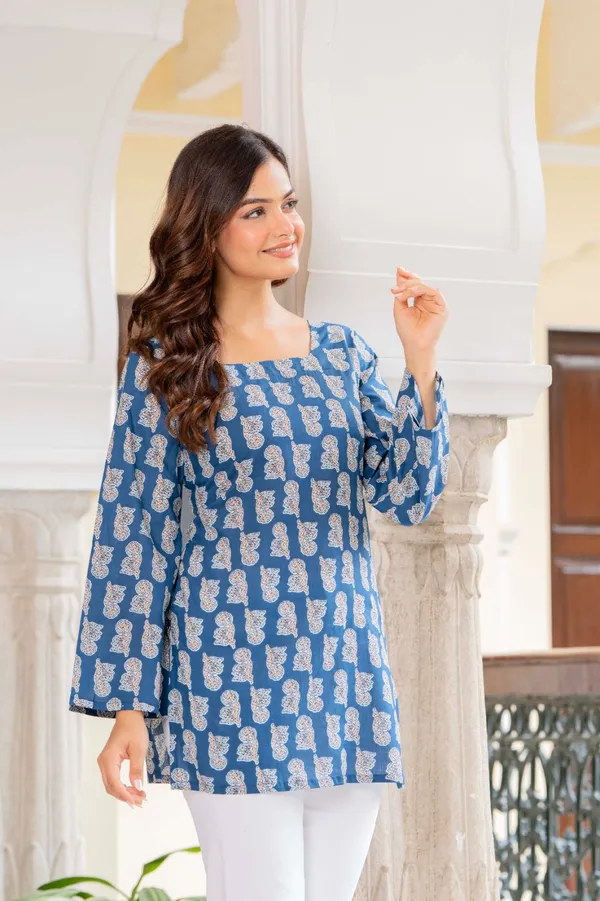 Blue_Printed_Long_Sleeve_Cotton_Tunic_Top_For_Women