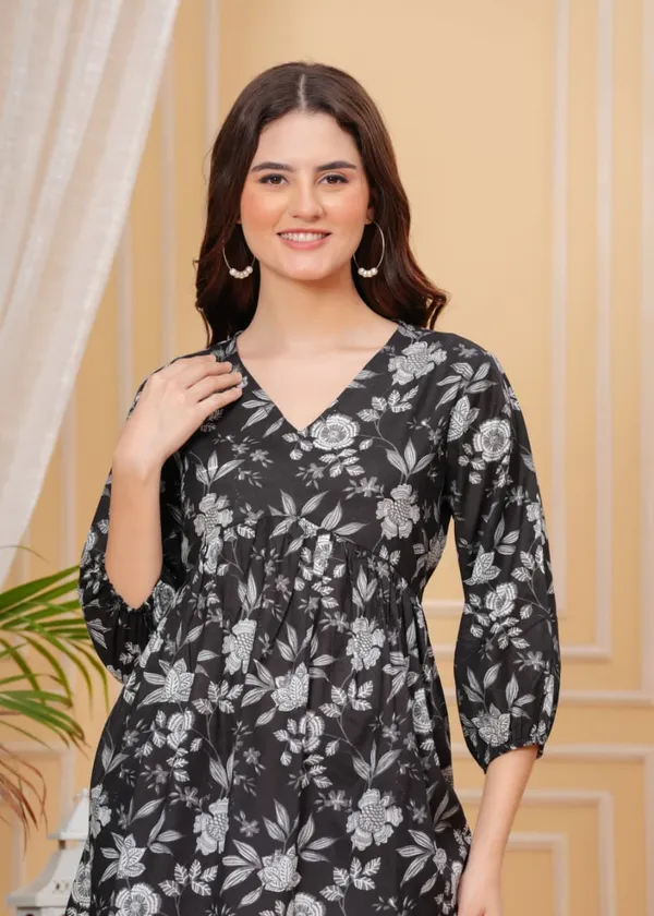 Black_Floral_Print_V_Neck_Top_With_Gathered_Waist