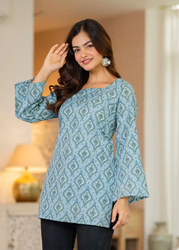 Womens_Blue_Printed_Tunic_Top_With_Back_Lace_Up_Detail