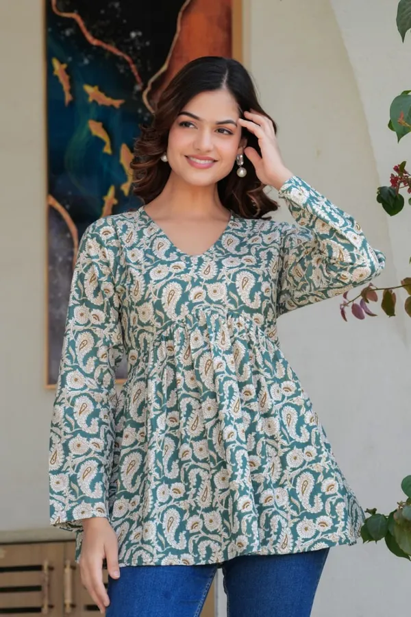 Green_Paisley_Print_Cotton_Short_Kurti_For_Women